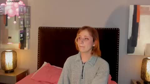 Snapshot of seraphine_star chatting on 04/11/26, 08:51 Seraphine star online show from 04/11/26, 08:51