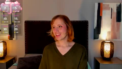 Snapshot of seraphine_star chatting on 04/19/26, 01:05 Seraphine star online show from 04/19/26, 01:05