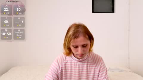 Snapshot of seraphine_star chatting on 05/15/26, 11:45 Seraphine star online show from 05/15/26, 11:45