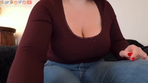 SeraReads online show from 11/29/25, 04:04