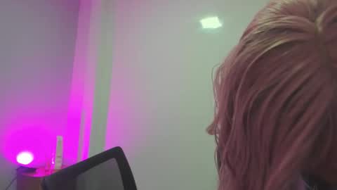 Serena online show from 11/19/25, 12:27