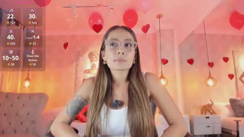 Snapshot of serena___ chatting on 02/14/26, 03:47 serena___ online show from 02/14/26, 03:47