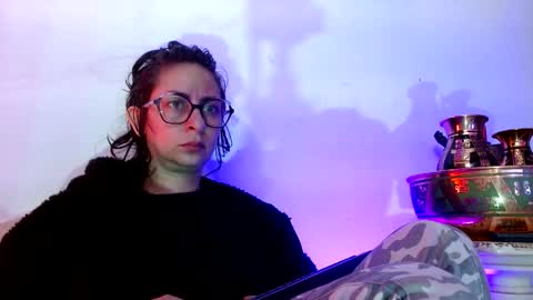 Serena Xyz online show from 11/15/25, 05:27