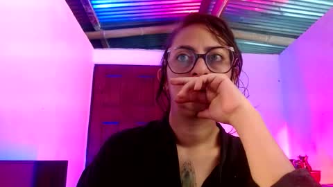 Serena Xyz online show from 12/14/25, 03:06