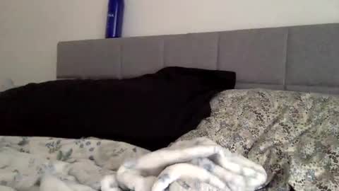 Snapshot of serenablair96 chatting on 10/25/25, 06:57 serena online show from 10/25/25, 06:57