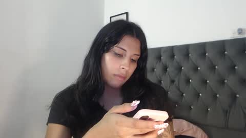 Snapshot of serenaroussee chatting on 11/09/25, 02:10 sararoussee online show from 11/09/25, 02:10