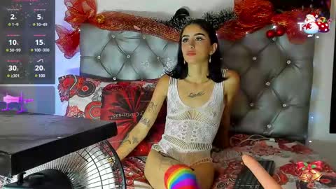 serenasmit online show from 12/09/24, 06:46