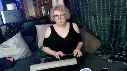 Lady Acedia online show from 06/19/26, 12:15