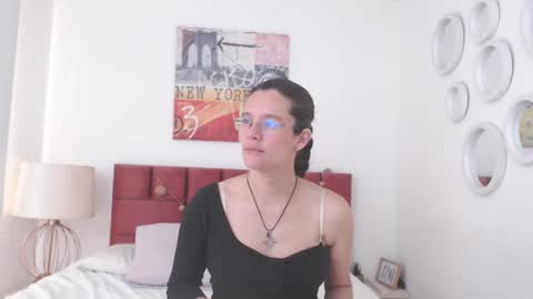 sereneclarks_ online show from 12/28/24, 03:26