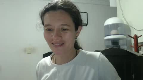 sereneclarks_ online show from 01/02/25, 02:54
