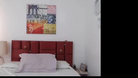 sereneclarks_ online show from 01/02/25, 12:24
