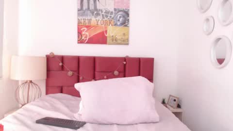 sereneclarks_ online show from 01/13/25, 06:27