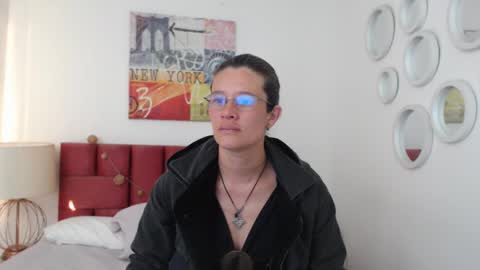 sereneclarks_ online show from 01/18/25, 11:54