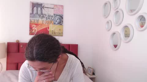 sereneclarks_ online show from 01/21/25, 03:21