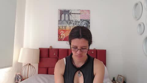 sereneclarks_ online show from 02/01/25, 03:28