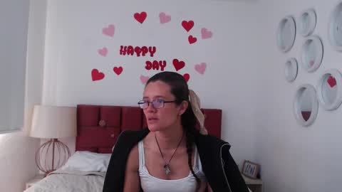sereneclarks_ online show from 02/20/25, 03:30