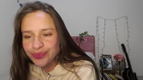 Snapshot of serenity_crystal chatting on 12/31/24, 12:43 serenity_crystal online show from 12/31/24, 12:43