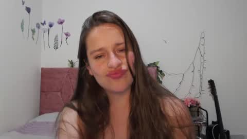 Snapshot of serenity_crystal chatting on 01/29/25, 11:25 serenity_crystal online show from 01/29/25, 11:25