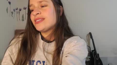 Snapshot of serenity_crystal chatting on 11/01/25, 12:45 serenity_crystal online show from 11/01/25, 12:45