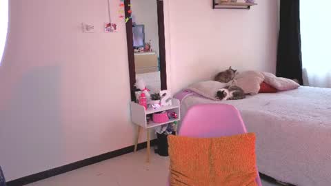 Serenna Cruz online show from 07/27/26, 08:27