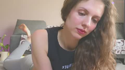 Hey Guys and Girls non-binary personalities  Im Sereta online show from 04/30/26, 10:43