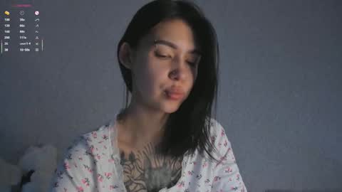 Snapshot of sergantt53 chatting on 09/22/25, 03:08 Ariana online show from 09/22/25, 03:08