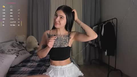 Ariana online show from 11/30/25, 02:21