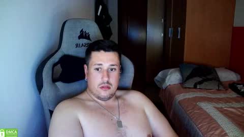 Snapshot of sergio95n chatting on 09/25/25, 02:21 Pollos online show from 09/25/25, 02:21