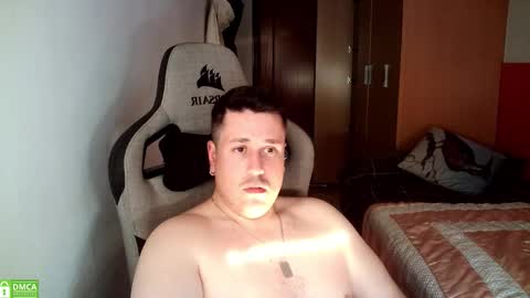 Snapshot of sergio95n chatting on 10/30/25, 03:57 Pollos online show from 10/30/25, 03:57