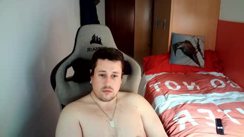 Snapshot of sergio95n chatting on 04/11/26, 02:54 Pollos online show from 04/11/26, 02:54