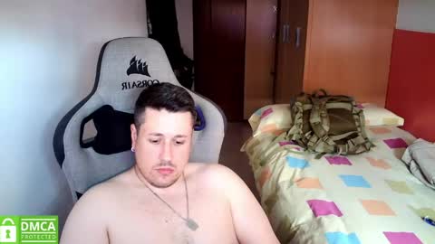 Snapshot of sergio95n chatting on 04/29/26, 02:32 Pollos online show from 04/29/26, 02:32