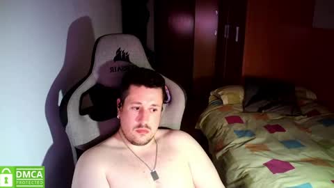 Snapshot of sergio95n chatting on 05/08/26, 11:43 Pollos online show from 05/08/26, 11:43