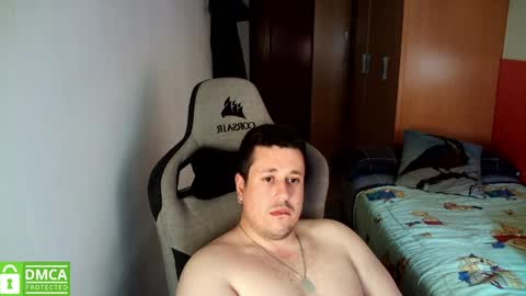 Snapshot of sergio95n chatting on 05/17/26, 05:31 Pollos online show from 05/17/26, 05:31