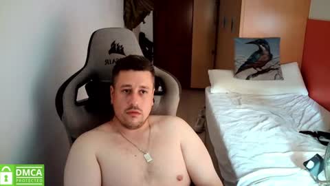 Snapshot of sergio95n chatting on 06/28/26, 02:01 Pollos online show from 06/28/26, 02:01