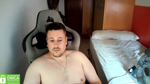 Snapshot of sergio95n chatting on 07/01/26, 05:02 Pollos online show from 07/01/26, 05:02