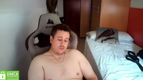 Snapshot of sergio95n chatting on 07/17/26, 04:12 Pollos online show from 07/17/26, 04:12