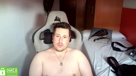 Snapshot of sergio95n chatting on 07/21/26, 04:20 Pollos online show from 07/21/26, 04:20
