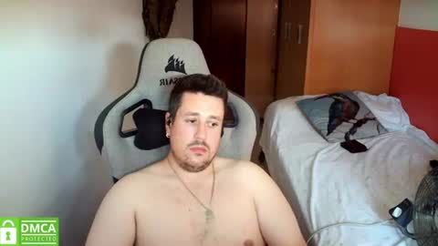 Snapshot of sergio95n chatting on 07/23/26, 02:48 Pollos online show from 07/23/26, 02:48