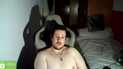 Snapshot of sergio95n chatting on 07/31/26, 10:20 Pollos online show from 07/31/26, 10:20