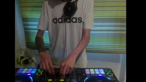 Dj Notorious aka bionik hand online show from 09/17/25, 05:58