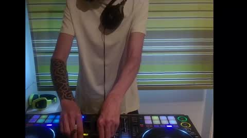 Dj Notorious aka bionik hand online show from 09/18/25, 05:15