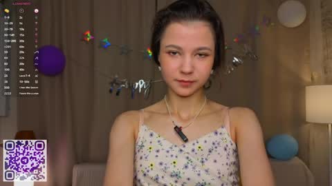 Snapshot of serinazele chatting on 06/01/26, 06:31 Melissa online show from 06/01/26, 06:31