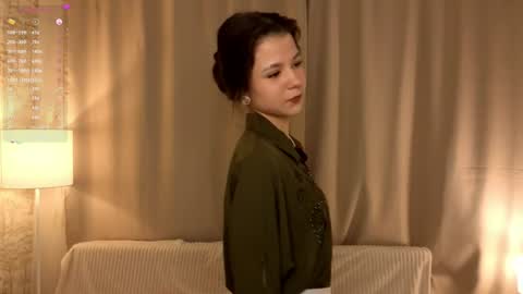Snapshot of serinazele chatting on 06/13/26, 06:17 Melissa online show from 06/13/26, 06:17