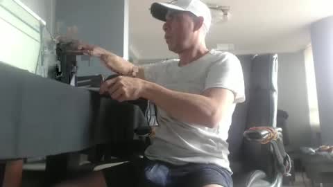 hetero serio discreto online show from 01/11/25, 06:54