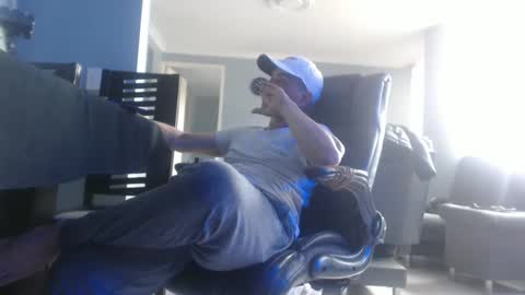 hetero serio discreto online show from 02/01/25, 09:51