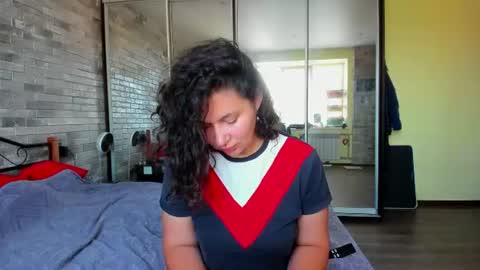 VIOLA online show from 07/14/26, 04:39