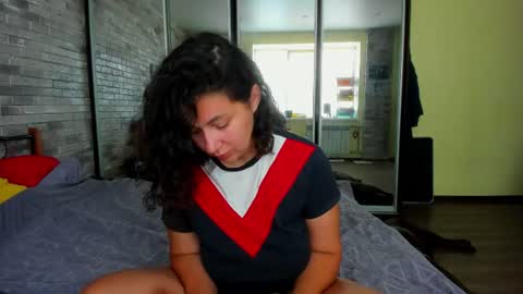 VIOLA online show from 07/18/26, 04:49