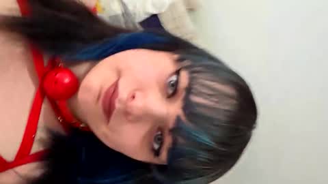 serrashadow69 online show from 11/18/25, 10:09