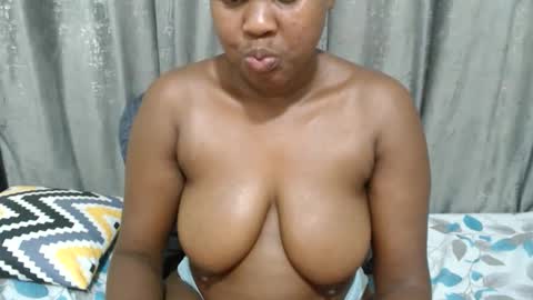 Snapshot of serry_ce chatting on 06/10/26, 06:29 Mary online show from 06/10/26, 06:29