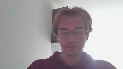 Snapshot of servandomier chatting on 11/30/25, 05:28 mier online show from 11/30/25, 05:28